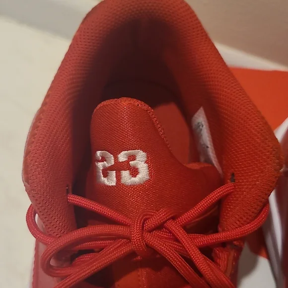 Nike Air Jordan Max Aura 3 University Red CZ4167-600 Men's Size 11.5 - Picture 4 of 11